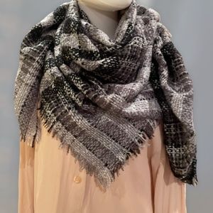 NYC ~ black & gray checkered scarf "Baby its Cold Outside"  ~ Multi Ways Wear